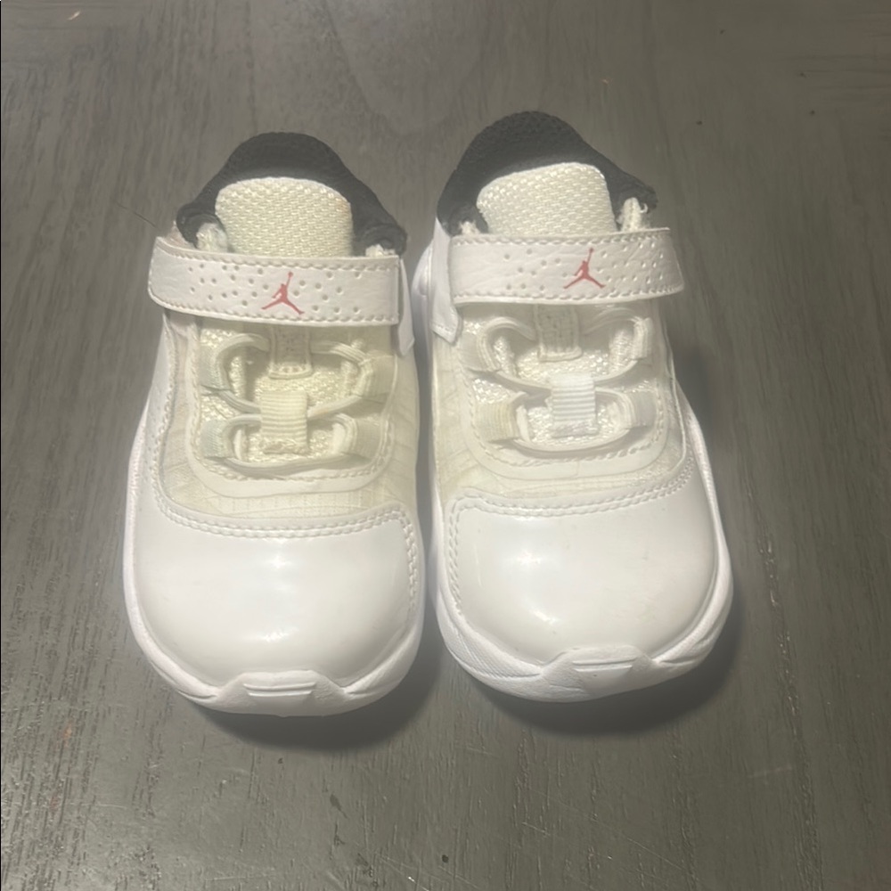 Jordan White Sneakers with Breathable Mesh and Velcro Strap